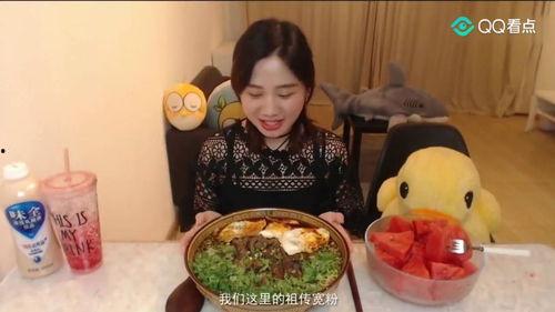 娱乐吃瓜君素颜是谁,真实面貌曝光，网友直呼认不出