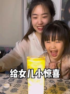 娱乐吃瓜酱情侣日常,娱乐吃瓜酱情侣的甜蜜瞬间