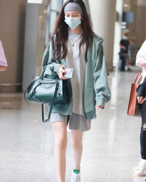 娱乐吃瓜君宋妍霏,娱乐吃瓜界的时尚宠儿